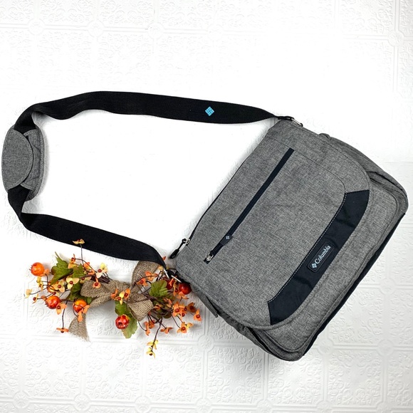 Columbia Departure Messenger Diaper Bag - Picture 3 of 8